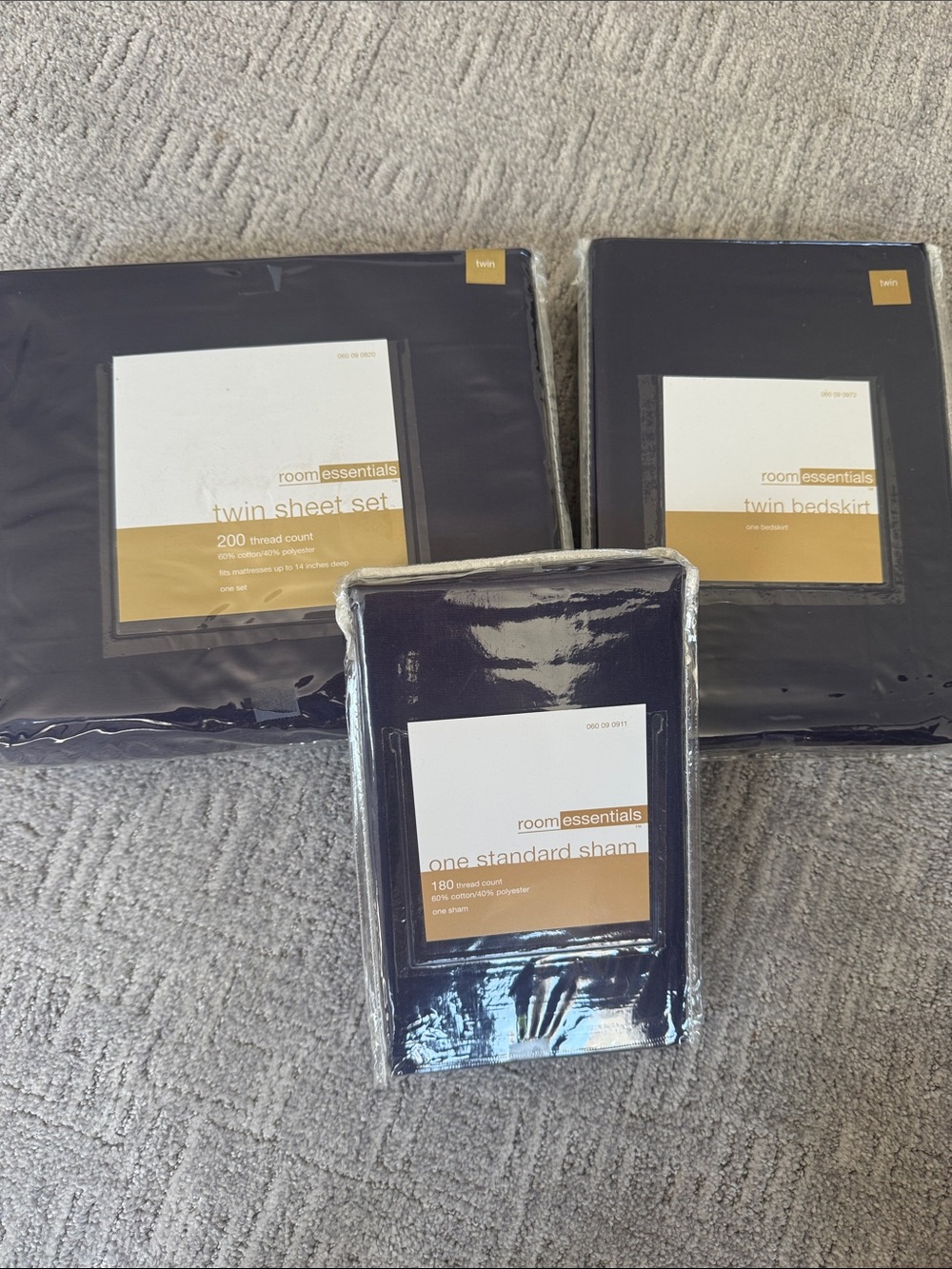 New Set of Sheet Set Sham Bedskirt Navy Twin
